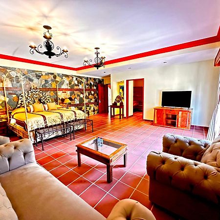 Hotel Jotam Panajachel Bagian luar foto