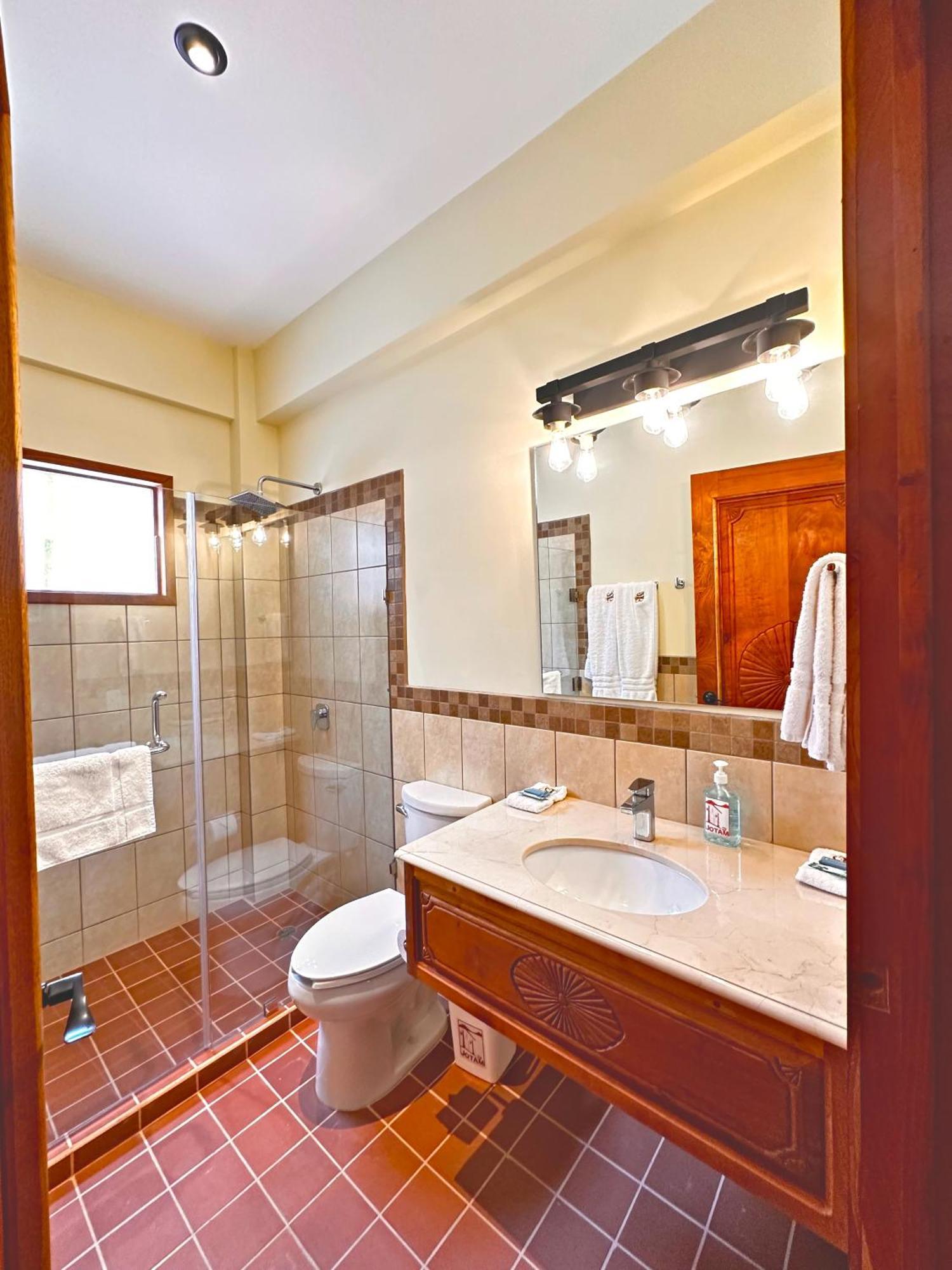 Hotel Jotam Panajachel Bagian luar foto