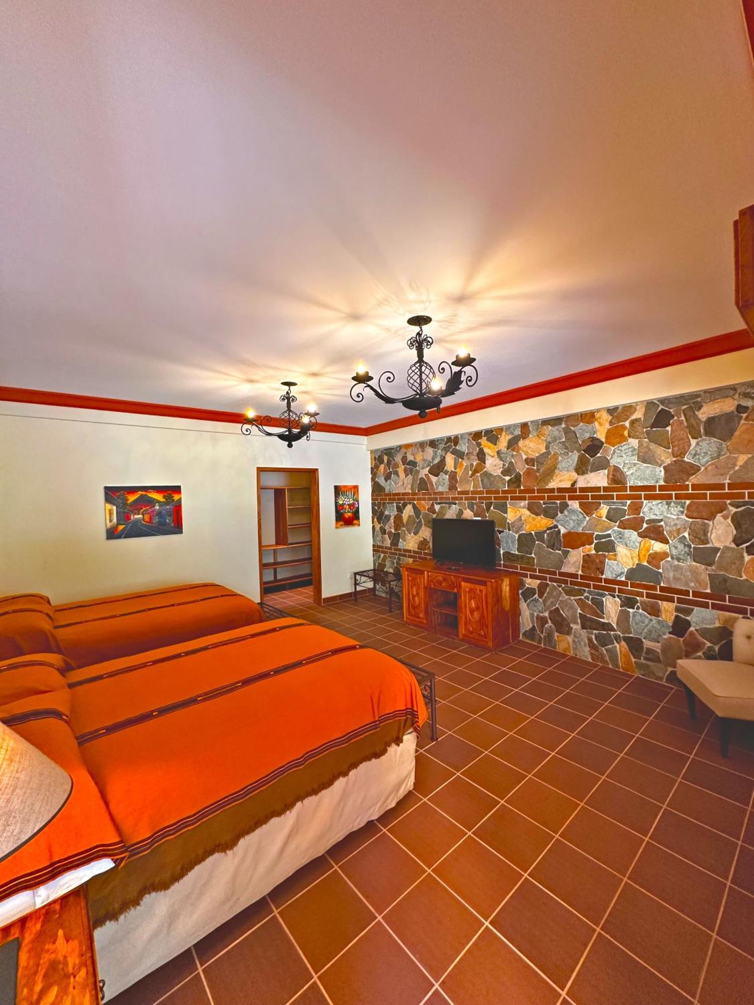 Hotel Jotam Panajachel Bagian luar foto