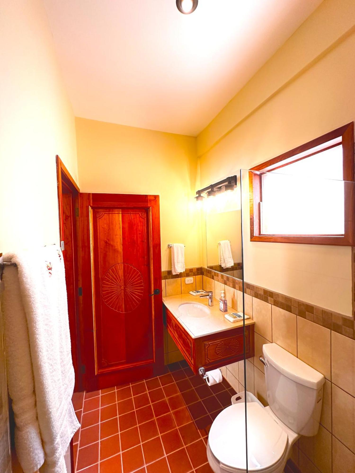 Hotel Jotam Panajachel Bagian luar foto