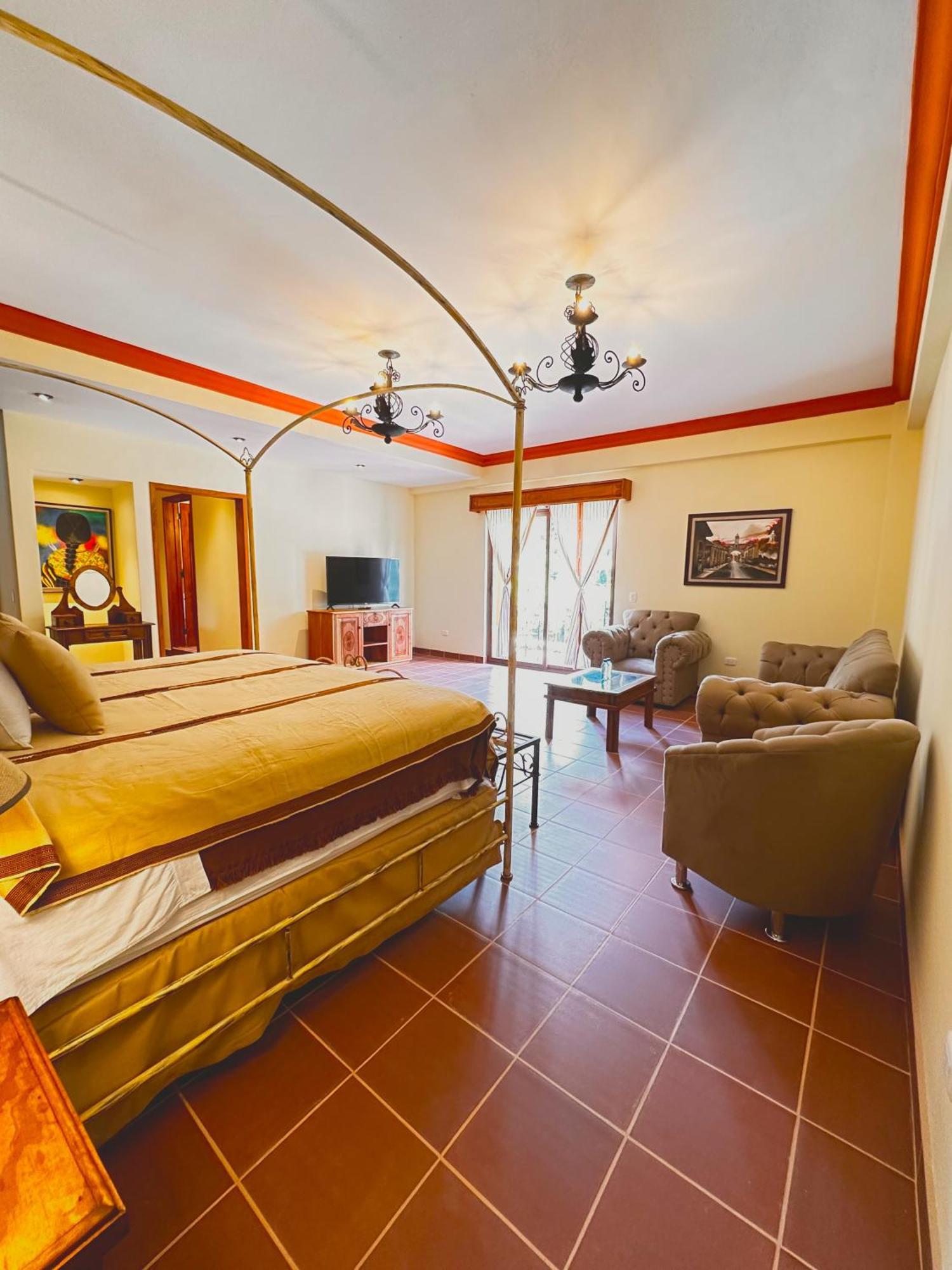 Hotel Jotam Panajachel Bagian luar foto
