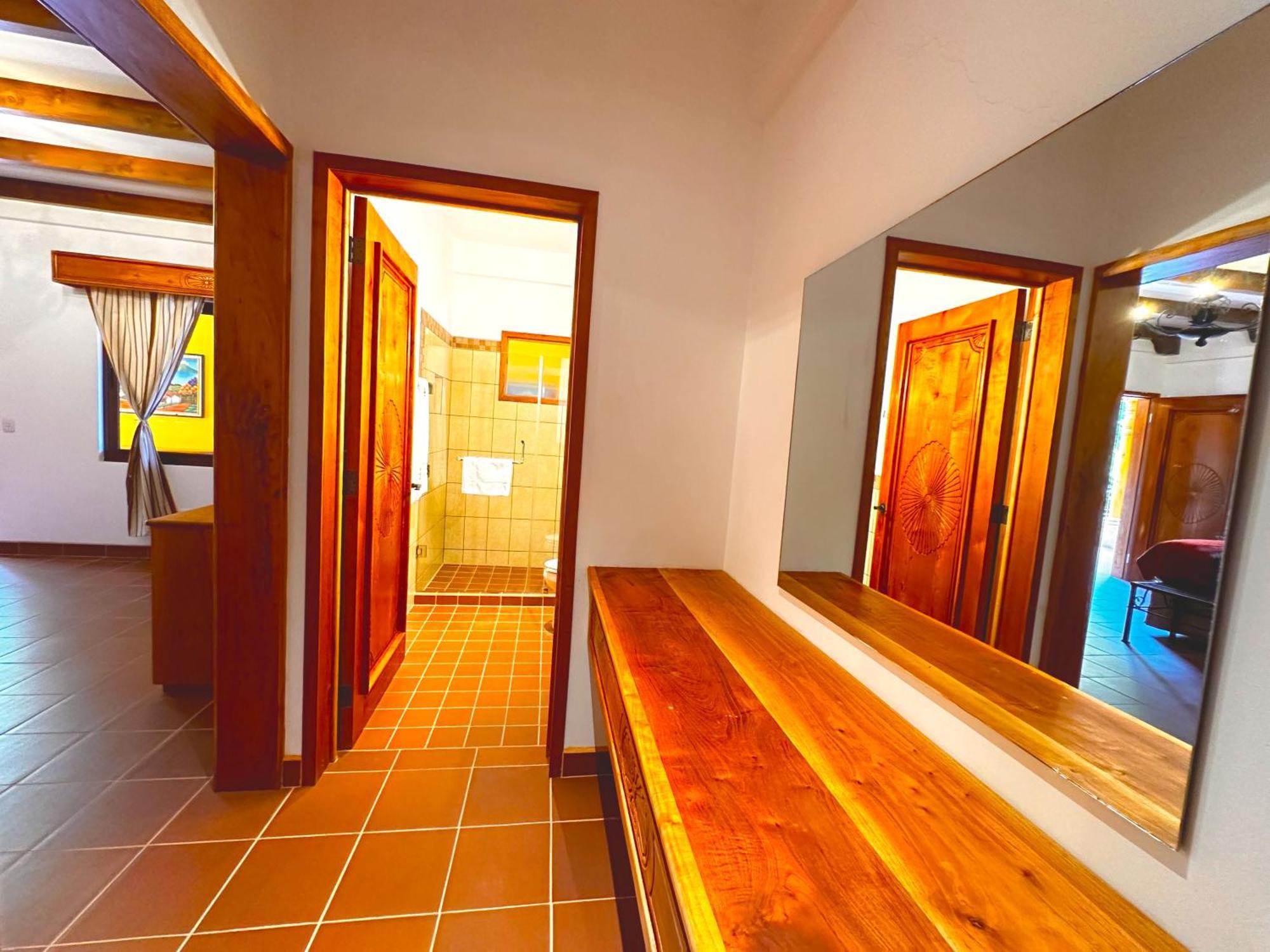 Hotel Jotam Panajachel Bagian luar foto