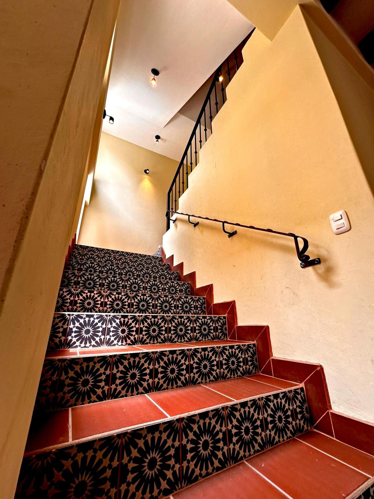 Hotel Jotam Panajachel Bagian luar foto
