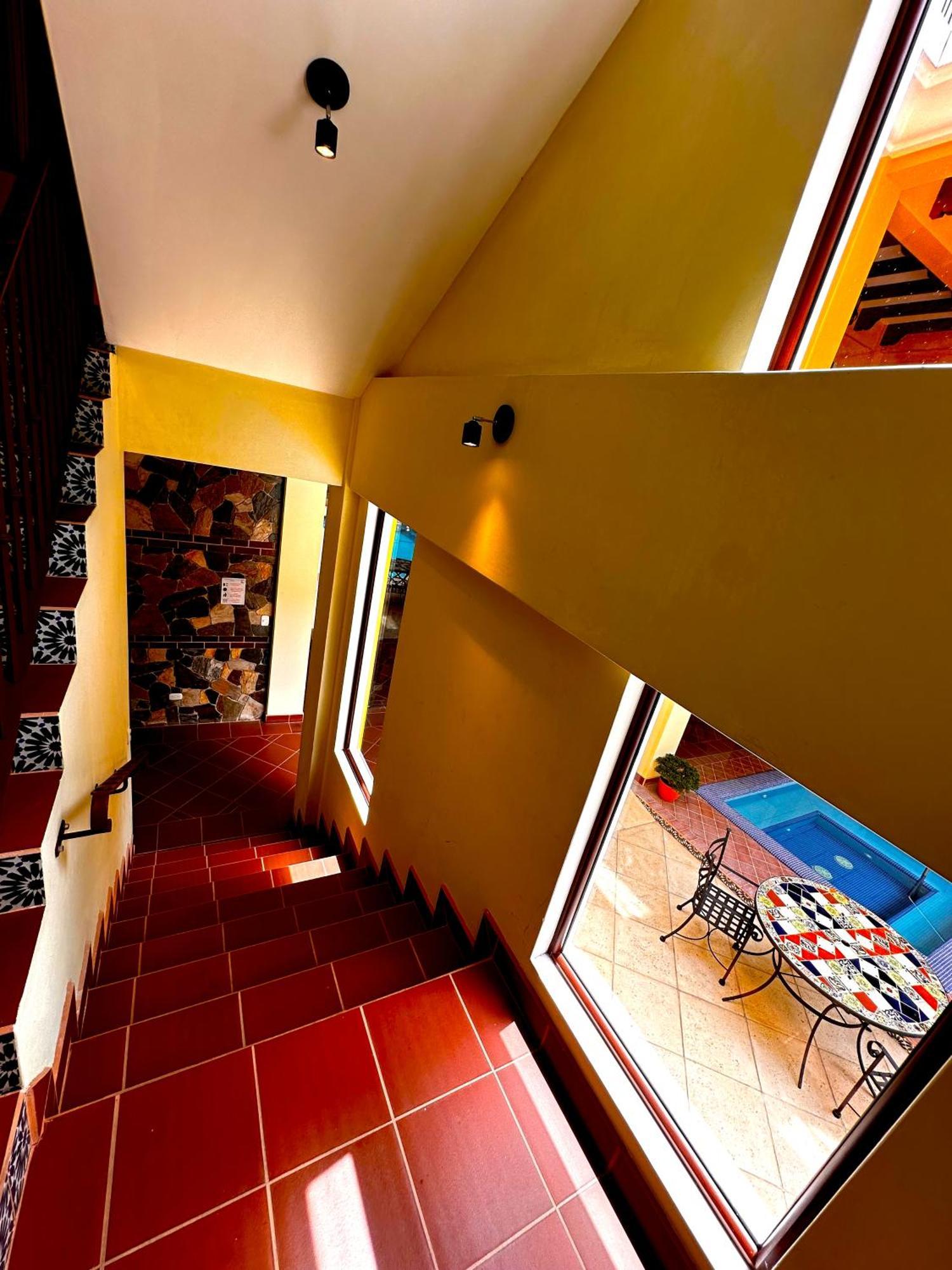 Hotel Jotam Panajachel Bagian luar foto